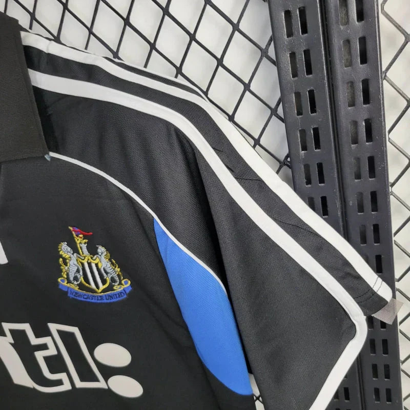 Camisa Newcastle Away 01/02 - Versão Retro