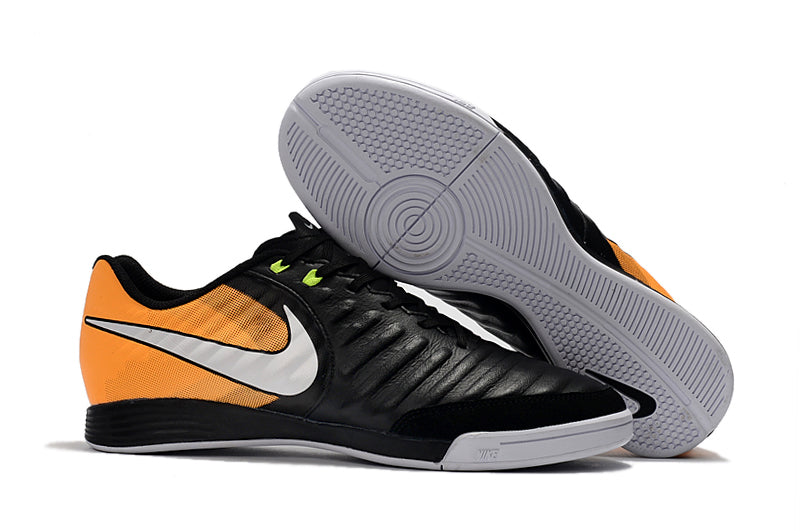 Chuteira Nike Tiempo Ligera IV - Futsal
