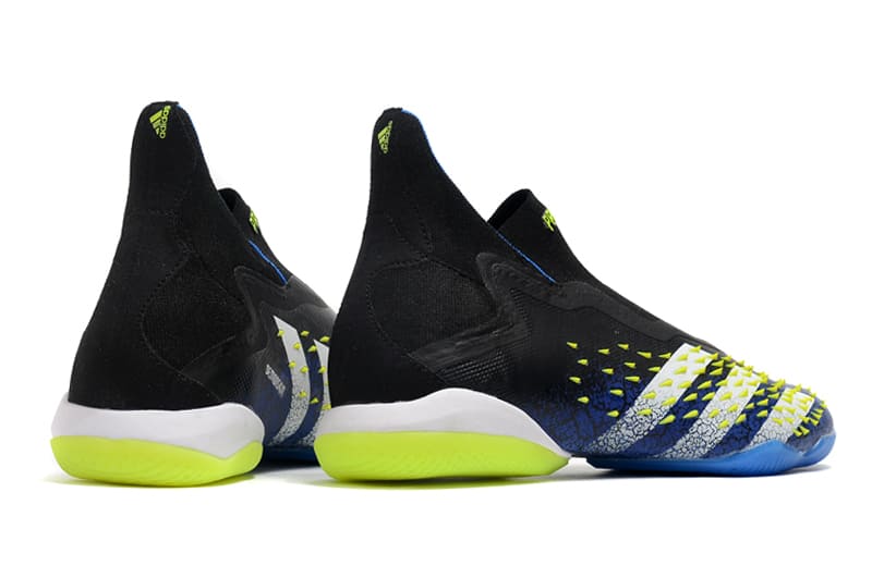 Chuteira Adidas Predator Freak  - Futsal