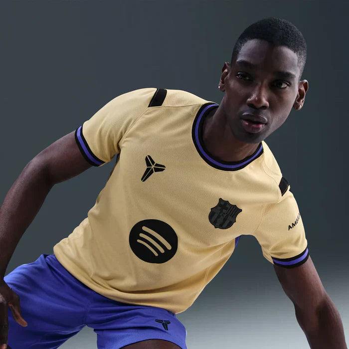 Camisa Barcelona II 25/26 - Torcedor Nike Masculina - Bege [PRÉ-VENDA]