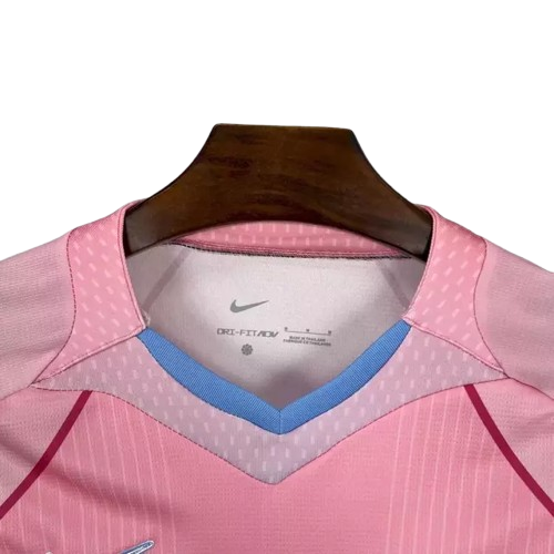 Camisa Barcelona Rosa Edição Especial 25/26 - Versão Torcedor
